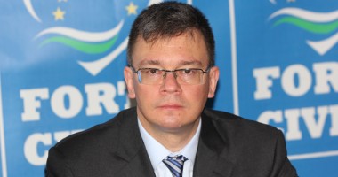 Stire din Politică-Administrație : "În Forța Civică, 75% din membri sunt tineri care doresc să schimbe ceva"
