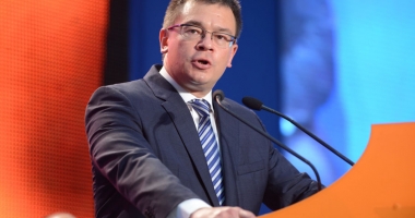 Stire din Politică-Administrație : MRU, demisie de la conducerea SIE