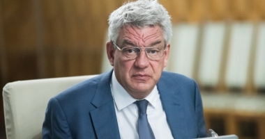 Stire din Politică-Administrație : Mihai Tudose se va duce personal cu demisia la Palatul Cotroceni