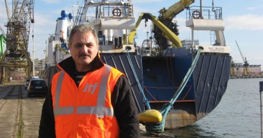Stire din Economie : Cazul navei "Hispania" demonstrează de ce trebuie modificată legislația privind navigatorii