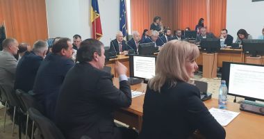 Stire din Politică-Administrație : Senatorul Ștefan Mihu: "Aeroportul Kogălniceanu va beneficia de investiții în modernizare"