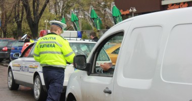 Stire din Eveniment : Mii de amenzi date de rutieriști în perioada sărbătorilor
