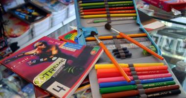 Mii de articole de papetărie contrafăcute, confiscate de polițiști