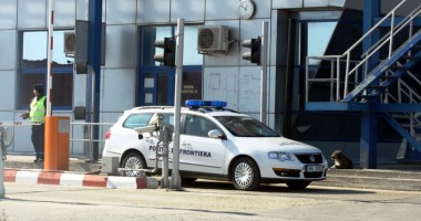 Stire din Eveniment : Mii de castroane și farfurii chinezești, oprite la Agigea