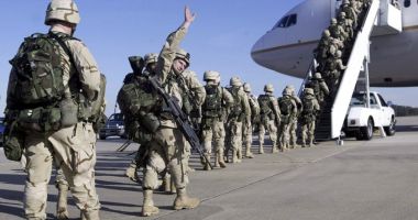 Stire din Actualitate : Mii de soldați americani urmează să fie retrași din Afganistan