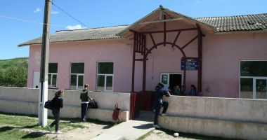 Stire din Cultură-Educație : Milioane de euro pentru modernizarea şcolilor