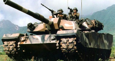 Stire din Eveniment : Militarii români participă cu tancuri la exerciții comune cu americanii
