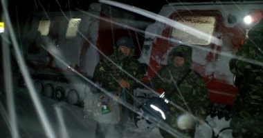 GALERIE FOTO / Militarii au deschis drumurile echipelor de intervenție ale ENEL - 2