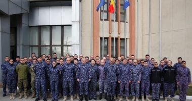 Stire din Eveniment : 56 de militari, certificați ca instructori - evaluatori de bord