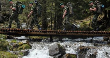 Stire din Eveniment : Militarii Batalionului 307 Infanterie Marină, la ceas aniversar
