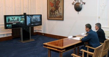 Militarii din teatrele de operații, cu gândul acasă de sărbători - 2
