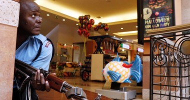 Stire din Actualitate : Militarii kenyeni au jefuit centrul comercial Westgate după atacul terorist