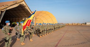 Militarii români din Mali, medaliaţi de șeful Statului Major al Apărării - 3