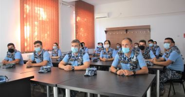 Stire din Eveniment : Radarul de supraveghere aeriană, „misterul” pe care viitorii militari îl descifrează la Capu Midia