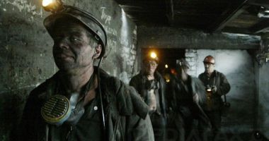Stire din Eveniment : Miner prins sub pământ, în Mina Lupeni!