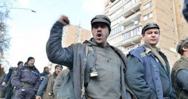 Stire din Eveniment : Peste 3.000 de mineri în grevă! Astăzi este întâlnirea cu reprezentanții Guvernului