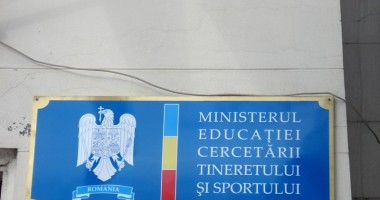 Stire din Cultură-Educație : Ministerul Educației, amendat de CNCD din cauza discriminării într-un liceu din Capitală