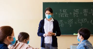 Stire din Cultură-Educație : Creşte numărul de posturi, în învăţământul preuniversitar
