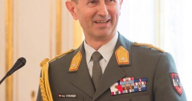 Stire din Actualitate : Ministrul Apărării din Austria: "Țara este neprotejată din lipsă de finanțare"