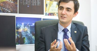 Transparență totală. Ministrul Economiei, Claudiu Năsui, a publicat toate contractele cu statul