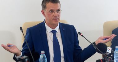 Stire din Eveniment : Ministrul Apărării, despre drona din spațiul aerian al României: „Piloții au avut aprobarea de a doborî ținta”