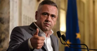 Stire din Politică-Administrație : Ministrul Florin Barbu, la întâlnirea cu primarii: Comunele nu pot fi tratate ca societăți comerciale