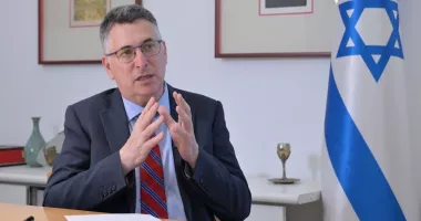 Ministrul de externe israelian va prezenta o propunere de recunoaștere a genocidului armean