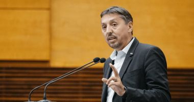 Stire din Cultură-Educație : Cod de conduită anti-ură în școli. Ministerul Educației propune reguli noi pentru elevi și profesori