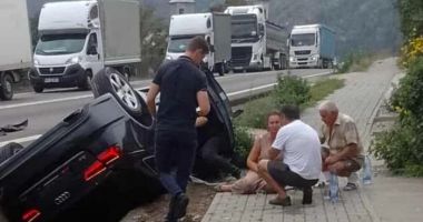 Stire din Eveniment : Ministrul Familiei, Natalia Intotero, mulțumește celor care au intervenit la locul accidentului