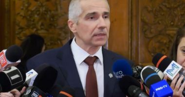 Stire din Eveniment : Ministrul Justiţiei: "În acest moment nu pot oferi niciun fel de date cu privire la localizarea lui Horaţiu Potra"