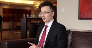 Stire din Actualitate : Ministrul de externe ungar acuză Uniunea Europeană de folosirea unor "standarde duble"