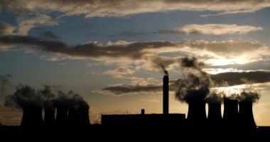 Stire din Economie : Ministrul Energiei spune că nu pot fi închise centralele pe cărbune, peste noapte