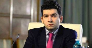 Stire din Politică-Administrație : Ministrul Liviu Voinea nu știe dacă pensiile vor putea fi plătite majorate chiar din luna ianuarie