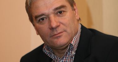 Stire din Politică-Administrație : Ministrul Nicolae Moga: "Să nu se aștepte lumea că a venit Mesia"