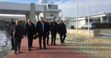 Stire din Economie : Ministrul Transporturilor în vizită, în portul Constanța