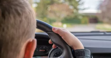 Un minor de 12 ani ar fi furat mașina familiei și ar fi condus pe drumurile din localitate
