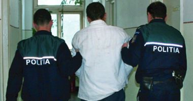 Hoți din Castelu și Cobadin, internați în centre de detenție