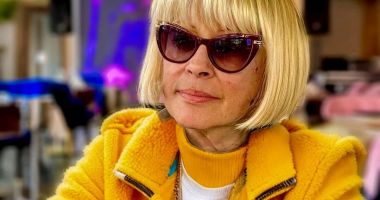Stire din Eveniment : O artistă îndrăgită, audiată la DNA pentru că ar fi primit loc de veci de la generalul Zisu. Reacția artistei