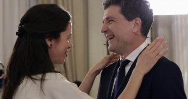 Stire din Actualitate : Totul despre Mirabela Grădinaru, noua primă doamnă a României