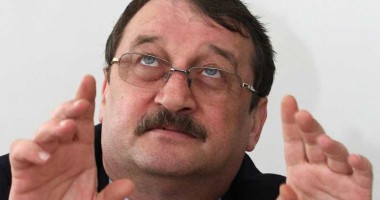 Mircea Băsescu, ȘANTAJAT de fiica și ginerele lui Bercea Mondial