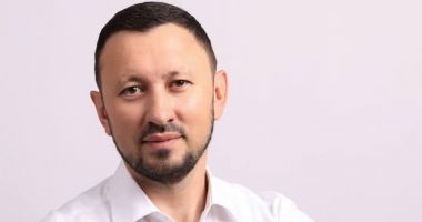 Stire din Social : Mesajul transmis de Mircea Fechet în legătură cu inundațiile masive de pe litoral. „Am depășit pericolul”