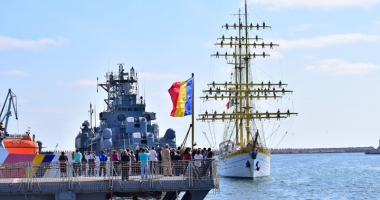 Au dat piept cu marea. Bricul "Mircea" a adus acasă o nouă generație de "lupi de mare" - 6