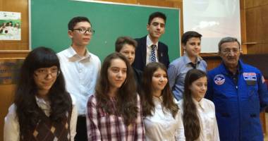Cum vede un "mircist" schimbarea învățământului. Româna, matematica și limbile străine, obligatorii. Restul materiilor, la alegere - 8