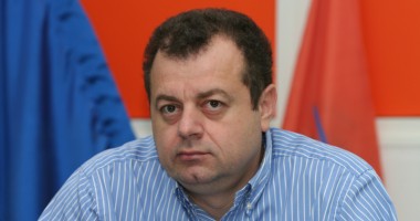 Cum e să fii ruda unui senator de Constanța - 4