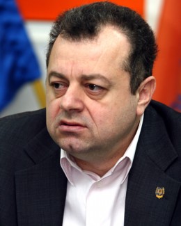 Parlamentarii constănțeni și cureaua strânsă a populației - 3