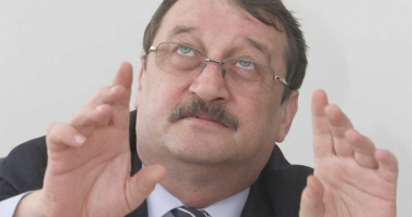 Stire din Eveniment : Mircea Băsescu, eliberat de judecători. Decizia poate fi contestată