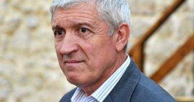 Stire din Politică-Administrație : Diaconu, achitat pentru conflict de interese