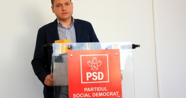 Stire din Politică-Administrație : PSD, petiție pentru ieftinirea medicamentelor cu 35%
