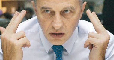 Stire din Politică-Administrație : Geoană, cu sabia deasupra capului