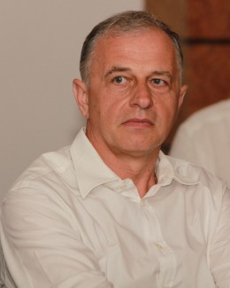 Stire din Politică-Administrație : Geoană propune de la Mamaia schimbarea sistemului electoral